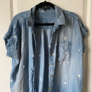 🔥⭐️Denim and stars button up shirt⭐️🔥